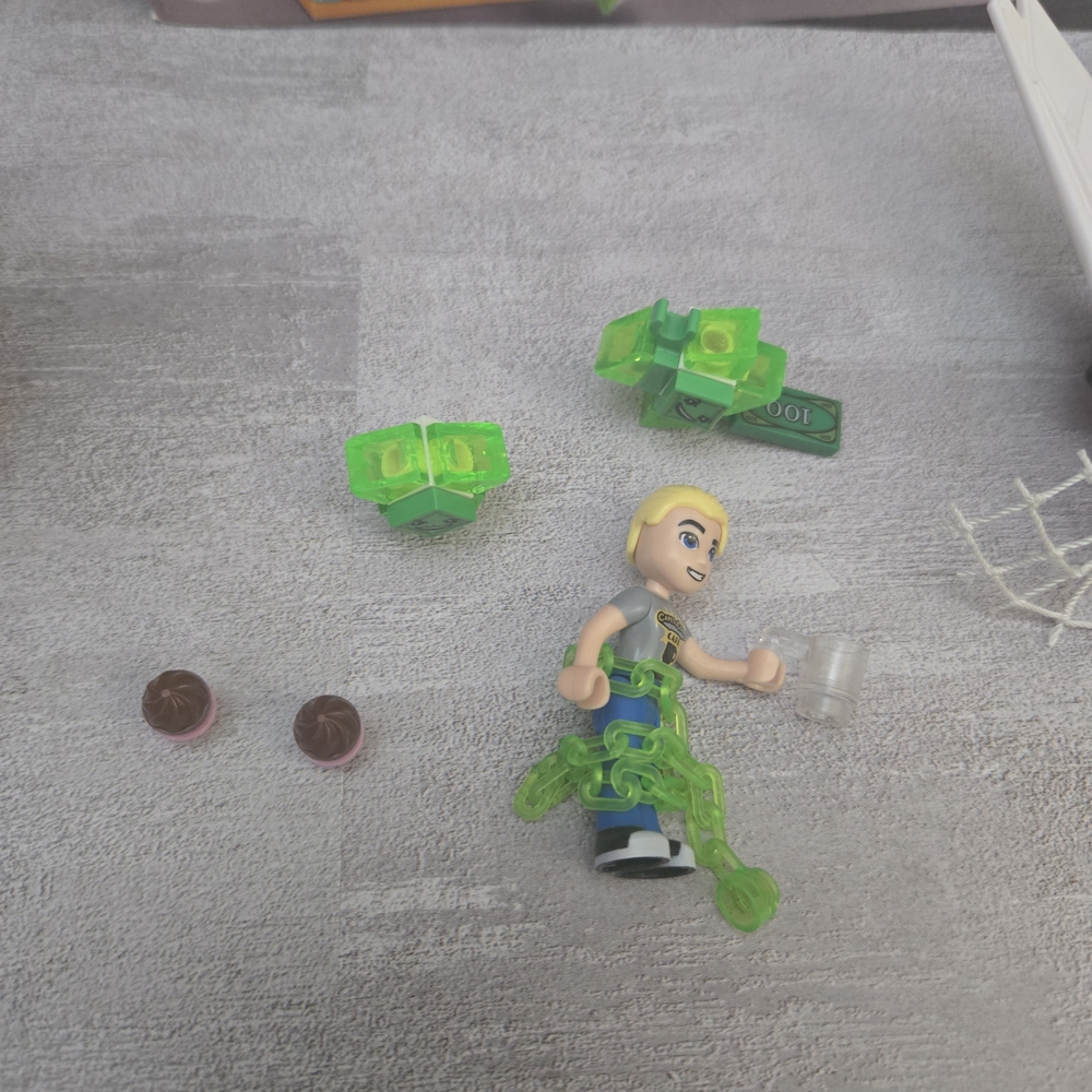 LEGO DC Super Hero Girls 41231 Harley Quinn to the Rescue Set Building Blocks - Picture 4 of 13